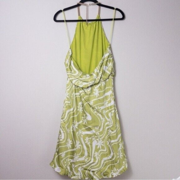 NEW ASTR The Label Quinta Retro Halter Chain Mini Dress M Celery Floral Mabel - Picture 8 of 11